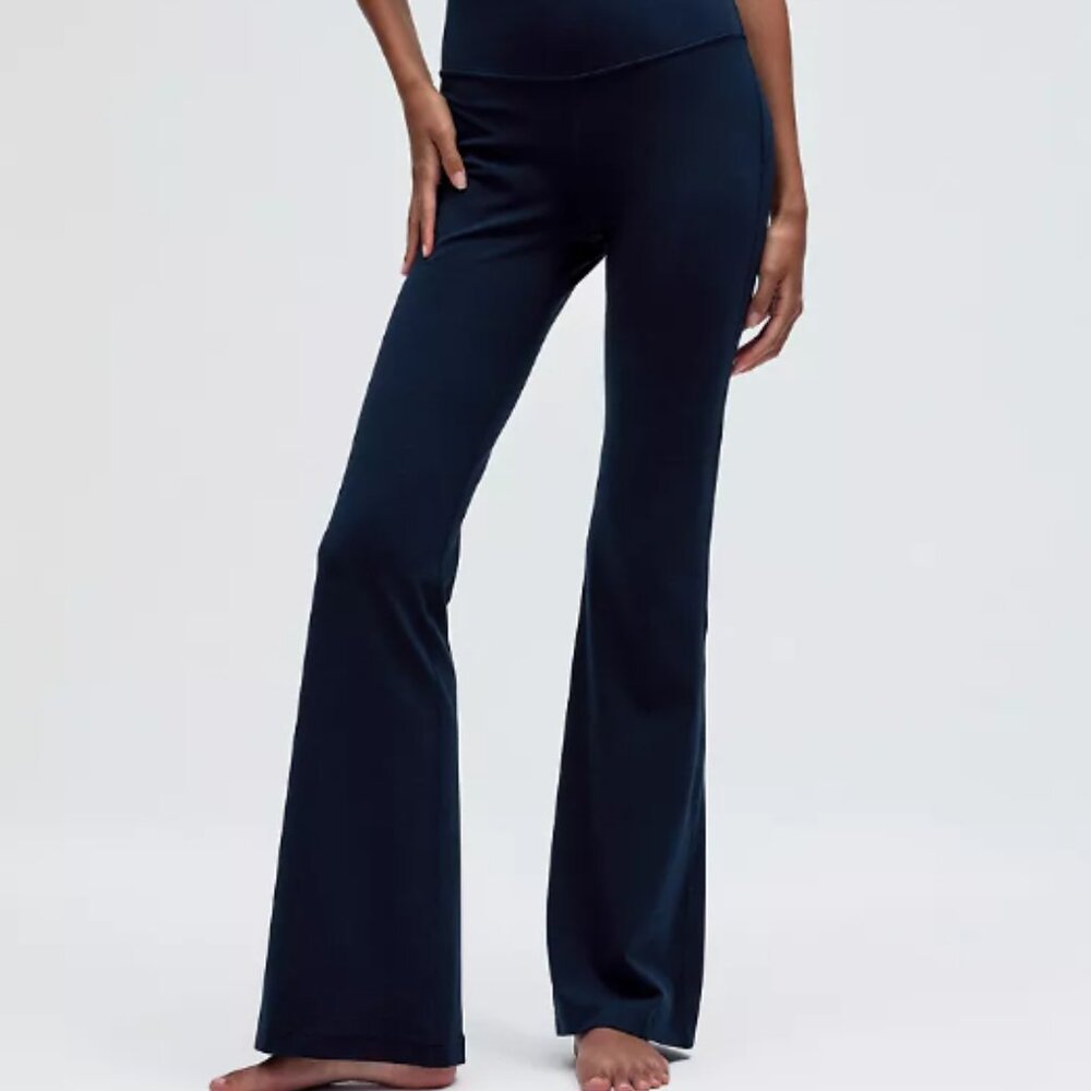 LuluLemon Groove Nulu Super-High-Rise Flare Pant Regular, Black, Size 6